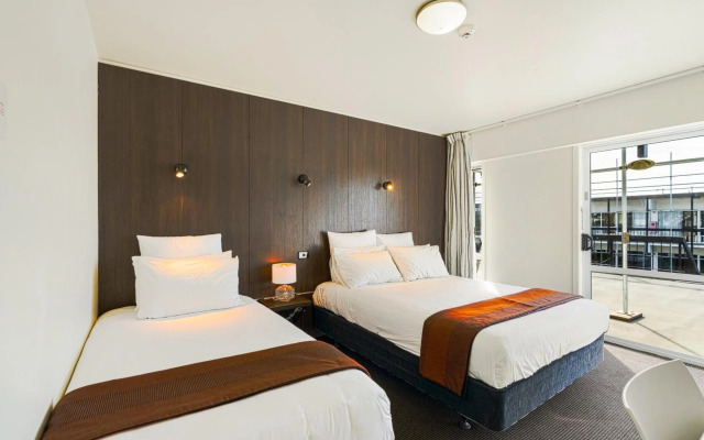 The Riccarton Hotel