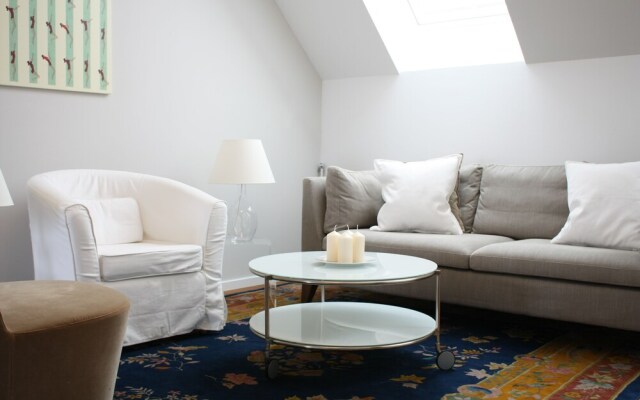 GoVienna 3BR Penthouse Apartment