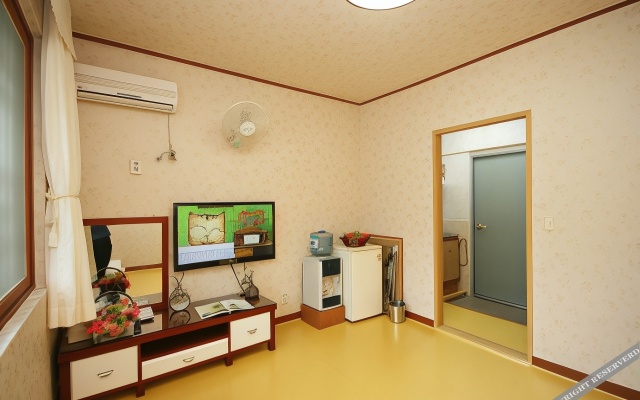 Donghae Mangsang Golden Beach Pension