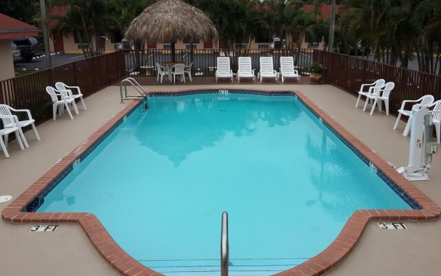 Super 8 Florida City Homestead
