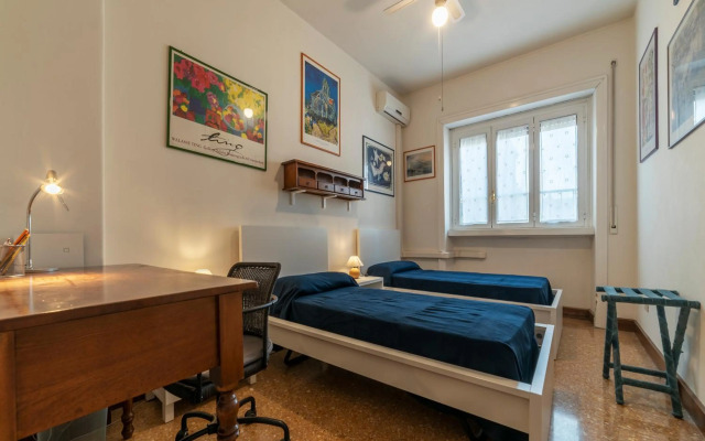 Roomy and Bright Apartment with Terrace