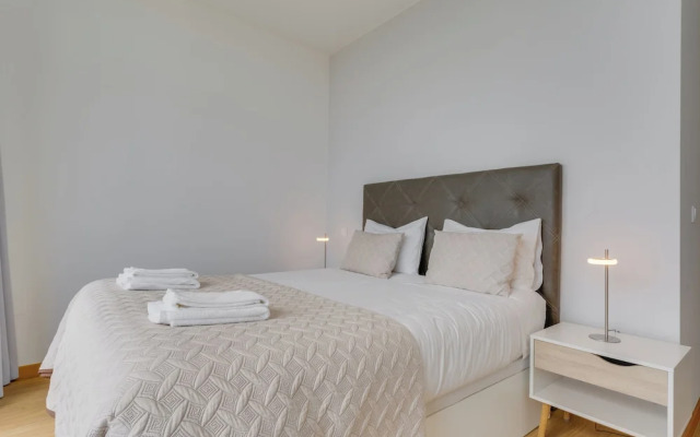 Cristiano Ronaldo Airport View