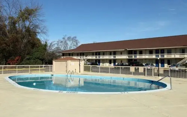 Americas Best Value Inn