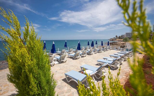 Mojo Otel Beach