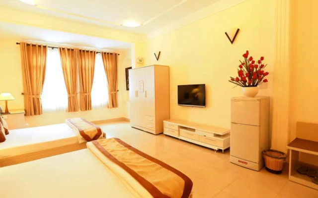 Tulip Hotel