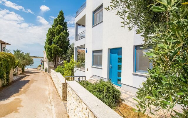 Lovely Apartment in Novalja with Patio near Sea Beach