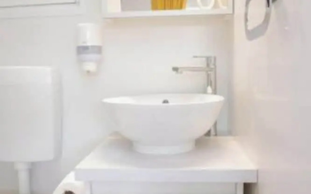 Spacious Apartment in Novalja near Sea