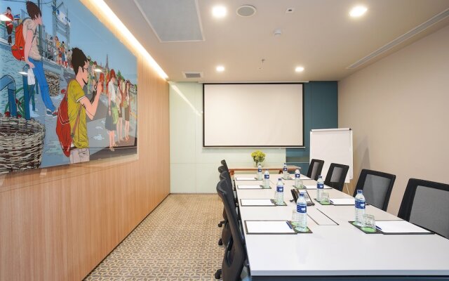 Holiday Inn Express Bangkok Sathorn