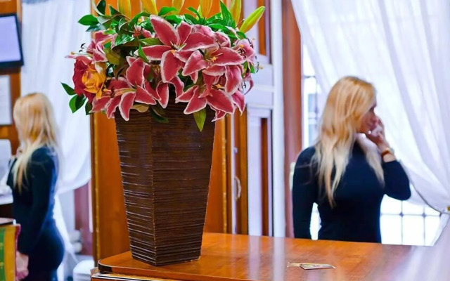 Hotel Henry