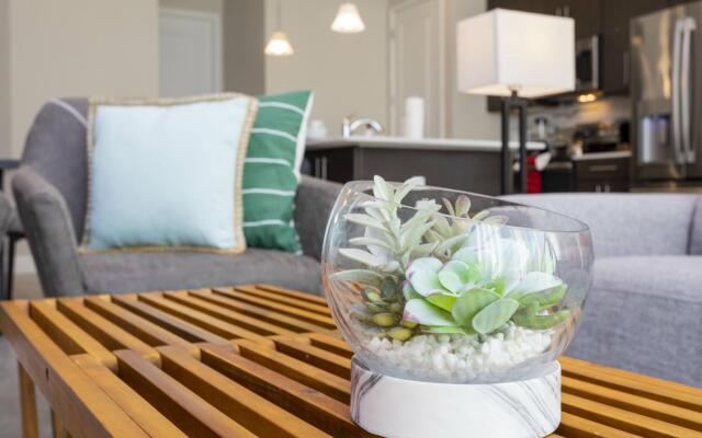 Breathtaking Home Private Hot Tub