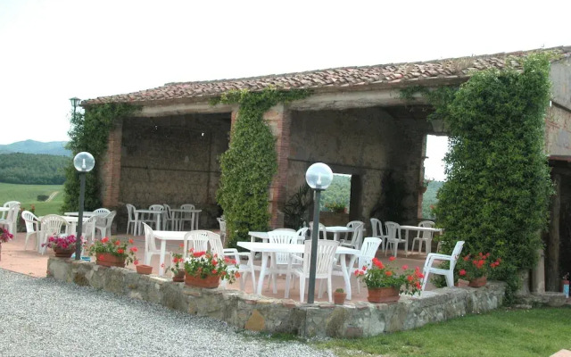 Apartment Between Pisa and Livorno
