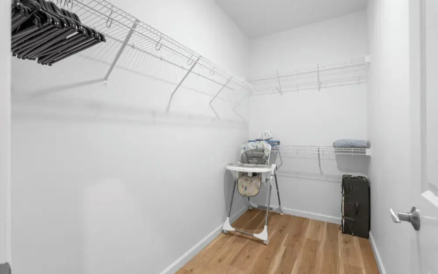 @ Marbella Lane - Mesmerizing Ocean + MT Views