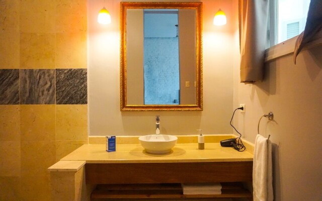 Villa Azurea 7 rooms Vedado