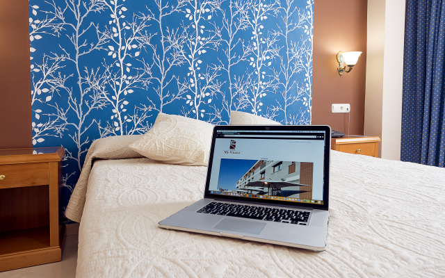 Hotel NS Albolut