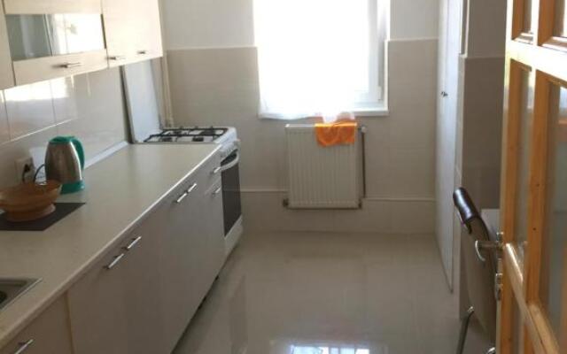 3 Rooms Aparthotel