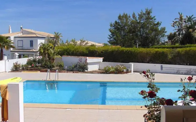 Quinta do Alto - Surf & Guesthouse -