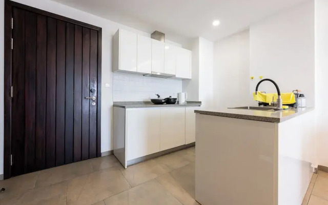 Urban Village Condo by Soben Homes