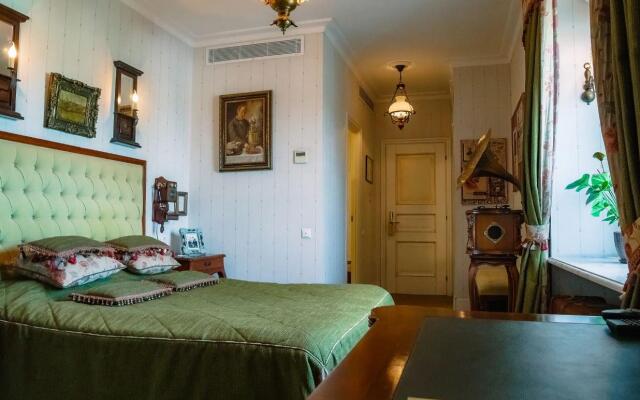Russkiy Dvorik Boutique Hotel