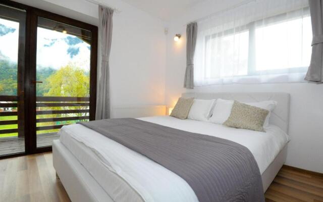 Yael Luxury Apartments 1