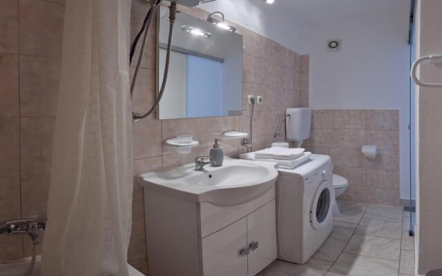 Apartment Alma