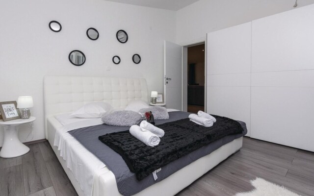 Beautiful Home in Sveti Petar With 5 Bedrooms, Wifi and Outdoor Swimming Pool