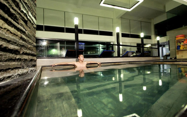 Forbis Hotel