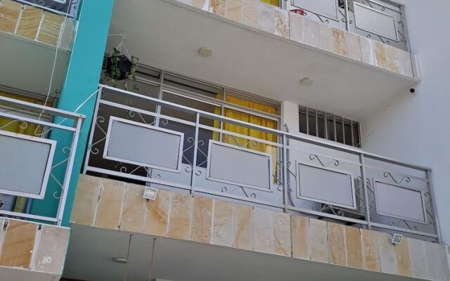 Bona Vida Hostel La Quinta Ii