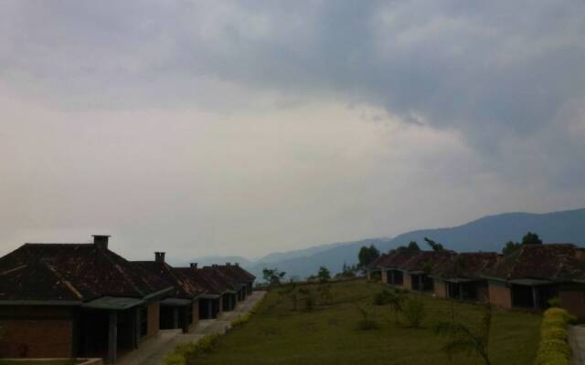 Nyungwe Top View Hotel