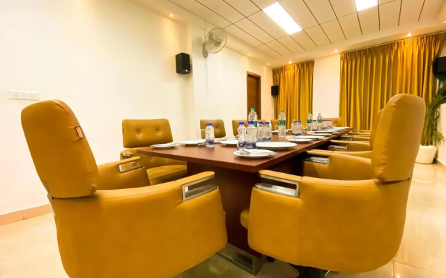 Sky Suites Huda City Center
