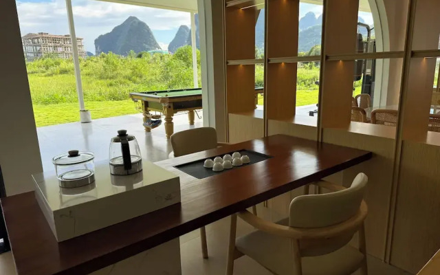 Mountain Search Snow View Hotel