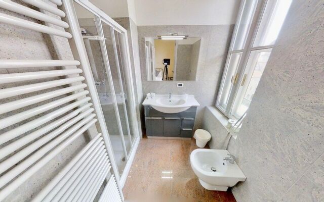 Triestevillas A/C Huge Central & Brand New - 5BR