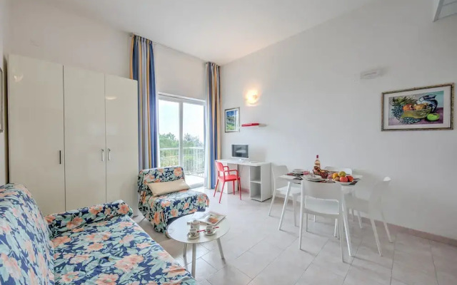 Frontline Beach 3 - M3 - Near To The Sea