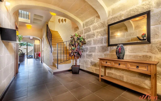 Gozo Villa Near Beach w Private Pool AC BBQ
