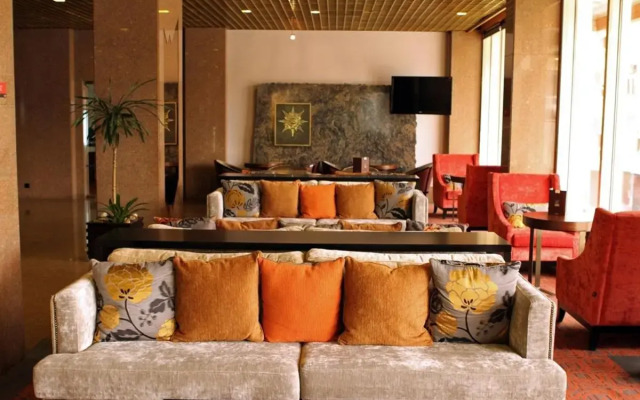 Hotel Dighton