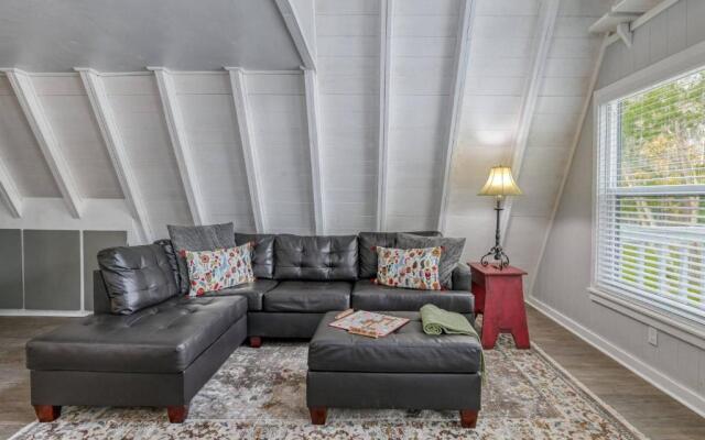 Little Palm Hideaway