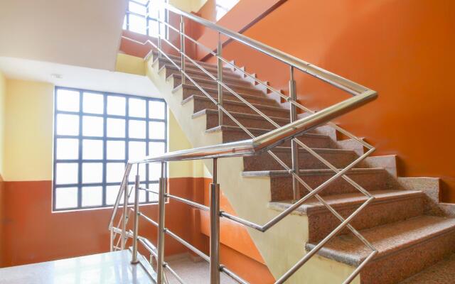 OYO 67783 Hotel Red Stone