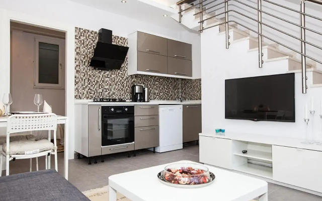 Truemar Hotels & Suites