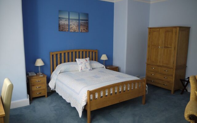 Albert Cottage Hotel