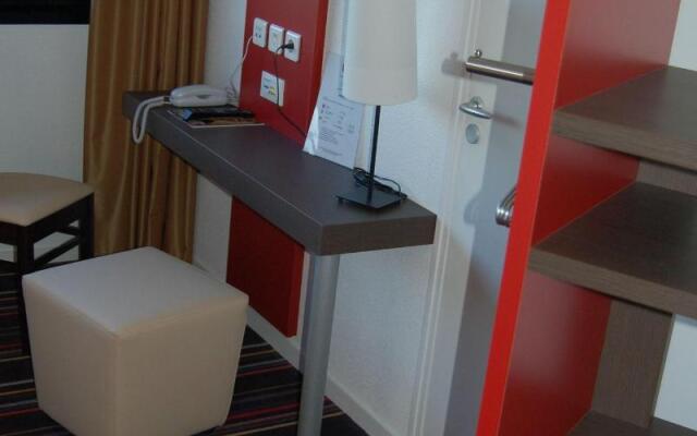 ibis Styles Segre