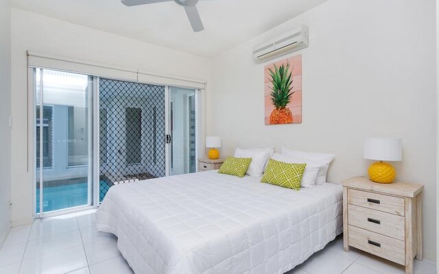Laguna Retreat