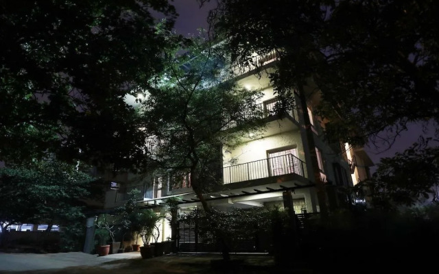 OYO 1078 Hotel Royal Serenity