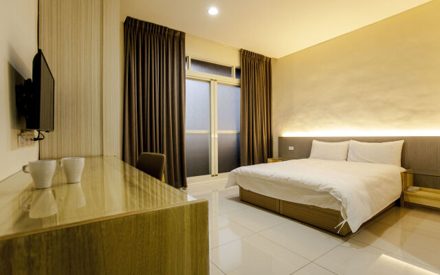 Traveler No.3 - Fengjia