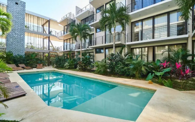 307 Amena Awesome Penthouse w/ Private Pool and Gym