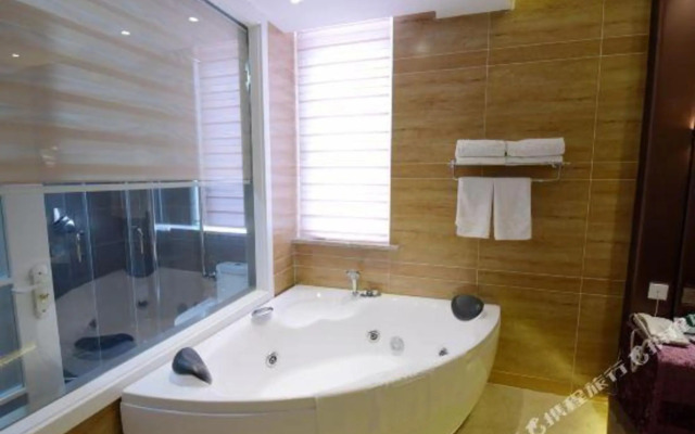 Zhenjiang Kaiyin Hotel (Jiangsu University)