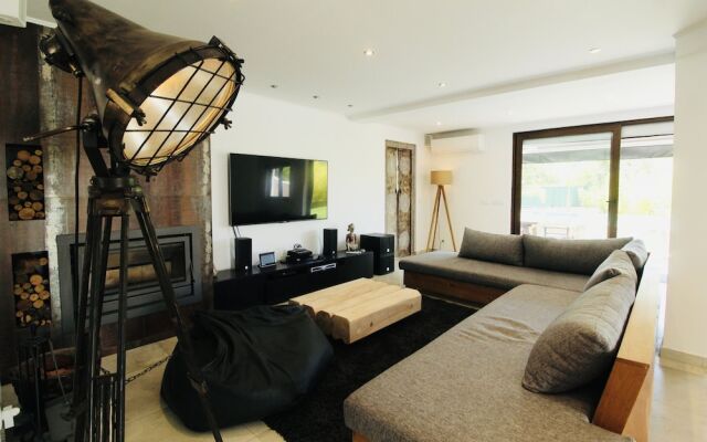 Villa Bali - stylish and in a quiet area