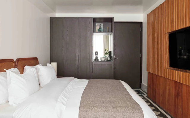 Hotel Dama