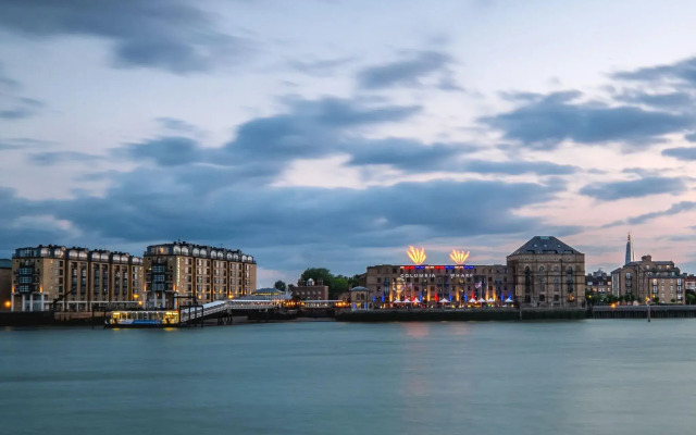 DoubleTree by Hilton London - Docklands Riverside