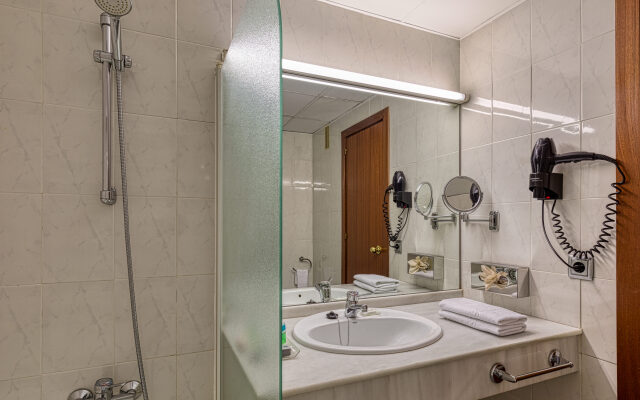 Senator Huelva Hotel