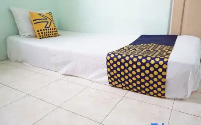 SPOT ON 93611 Kost Pak Suyatno Syariah 2