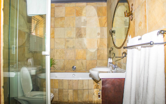 Hutten Heights Lodge by Ilawu